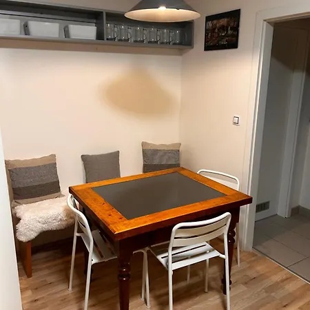 Mirka Apartment